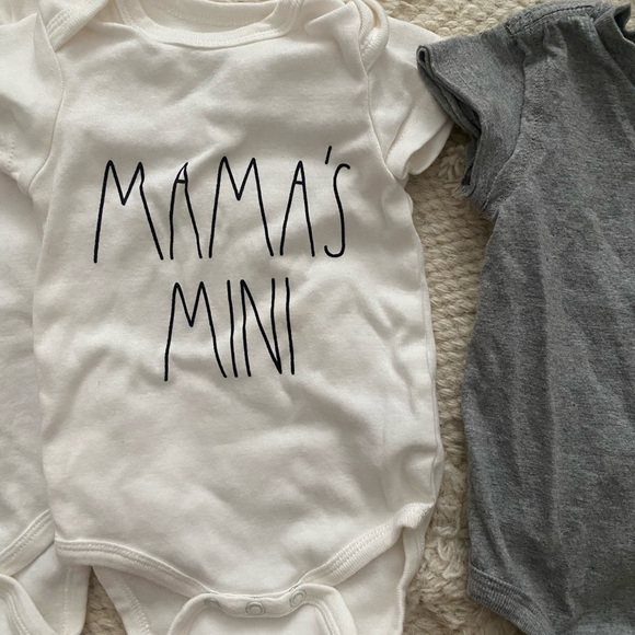 Baby bundle clothing - Picture 4 of 8